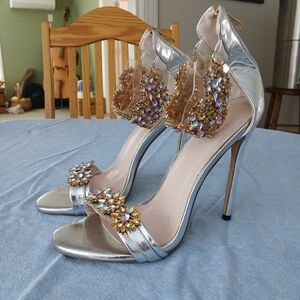 Elegant Silver Heels with Jewel Embellishments